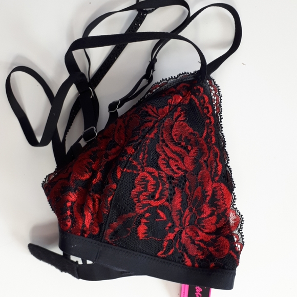 La SENZA Other - La Senza red and black lace strappy bra